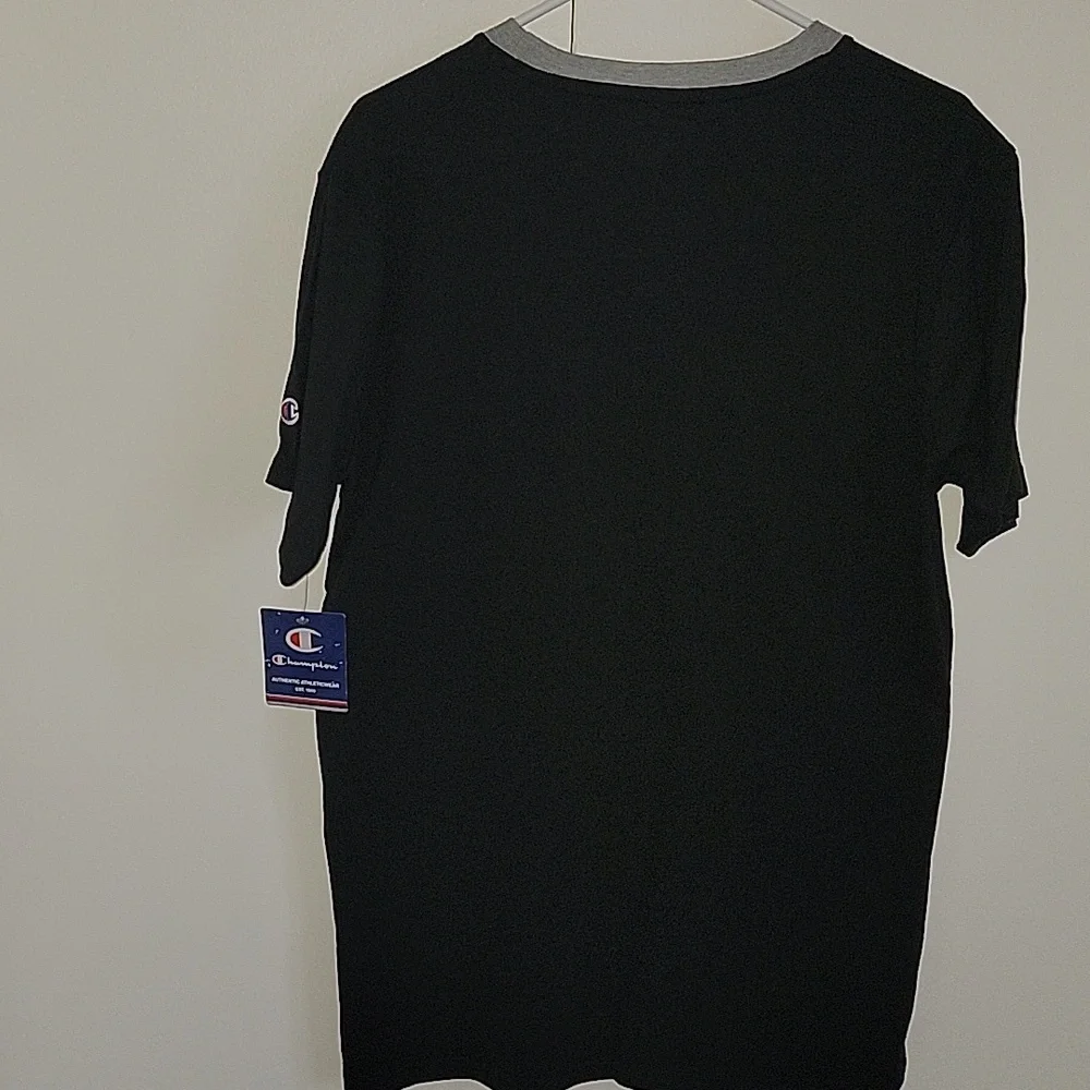 Champion Men's Black T-Shirt - Picture 2 of 4